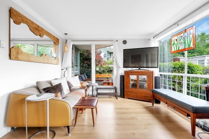 Photo 8 at 102 - 1530 Mariner Walk, False Creek, Vancouver West