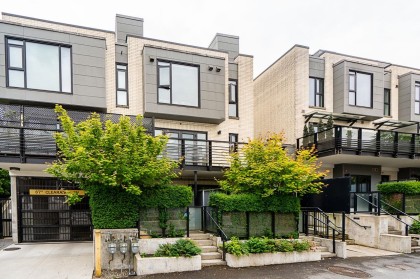 Photo 2 at 2 - 589 W King Edward Avenue, Vancouver West