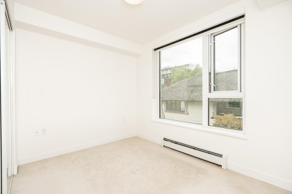 Photo 15 at 2 - 589 W King Edward Avenue, Vancouver West