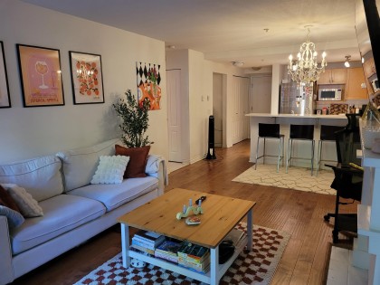 Photo 5 at 3068 W 4th Avenue, Kitsilano, Vancouver West