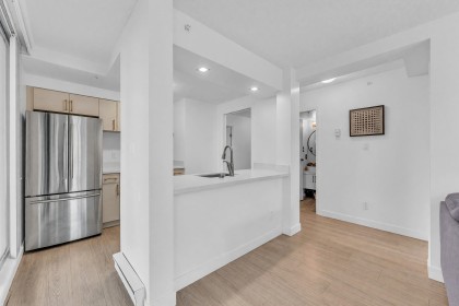 Photo 17 at 1706 - 1238 Melville Street, Coal Harbour, Vancouver West