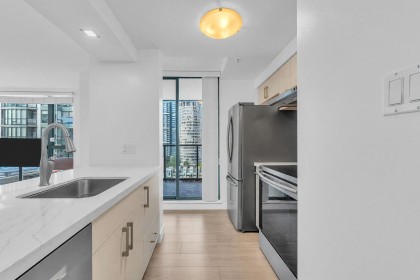 Photo 22 at 1706 - 1238 Melville Street, Coal Harbour, Vancouver West