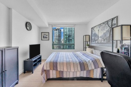 Photo 24 at 1706 - 1238 Melville Street, Coal Harbour, Vancouver West