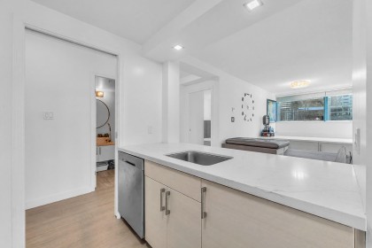 Photo 19 at 1706 - 1238 Melville Street, Coal Harbour, Vancouver West