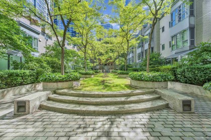 Photo 4 at 1706 - 1238 Melville Street, Coal Harbour, Vancouver West