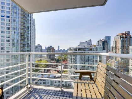 Photo 10 at 1708 - 198 Aquarius Mews, Yaletown, Vancouver West