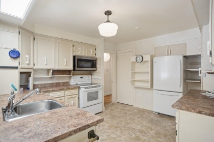 Photo 8 at 1844 Acadia Road, University VW, Vancouver West