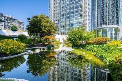 Photo 18 at 2303 - 1199 Marinaside Crescent, Yaletown, Vancouver West