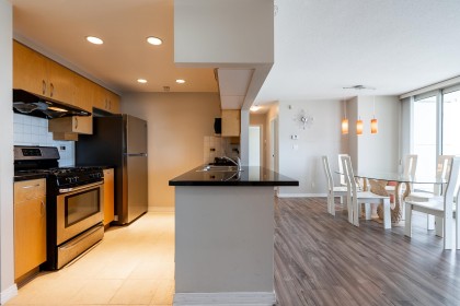 Photo 4 at 2303 - 1199 Marinaside Crescent, Yaletown, Vancouver West