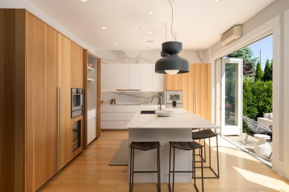 Photo 11 at 4256 W 14th Avenue, Point Grey, Vancouver West