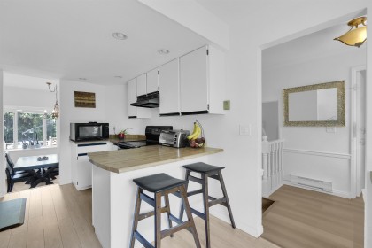 Photo 10 at 108 - 216 E 6th Street, Lower Lonsdale, North Vancouver