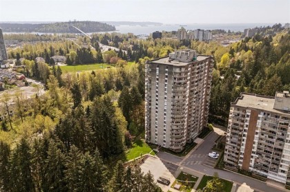 Photo 3 at 702 - 2024 Fullerton Avenue, Pemberton NV, North Vancouver