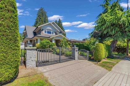 Photo 2 at 2213 Jefferson Avenue, Dundarave, West Vancouver