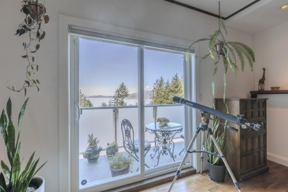 Photo 1 at 5 - 350 Centre Road, Lions Bay, West Vancouver