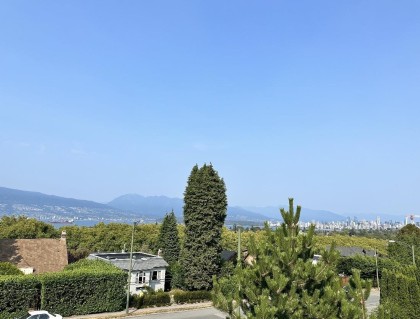 Photo 37 at 3974 W 10th Avenue, Point Grey, Vancouver West