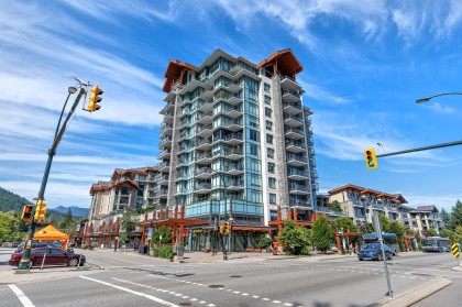 Photo 3 at 404 - 1210 E 27th Street, Lynn Valley, North Vancouver