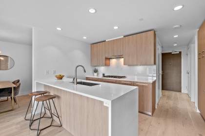 Photo 8 at 404 - 1210 E 27th Street, Lynn Valley, North Vancouver