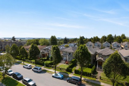 Photo 10 at 718 - 8488 Cornish Street, S.W. Marine, Vancouver West