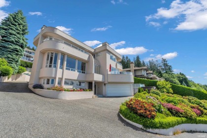 Photo 34 at 2589 Chairlift Road, Chelsea Park, West Vancouver