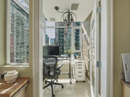 Photo 12 at 2106 - 1211 Melville Street, Coal Harbour, Vancouver West
