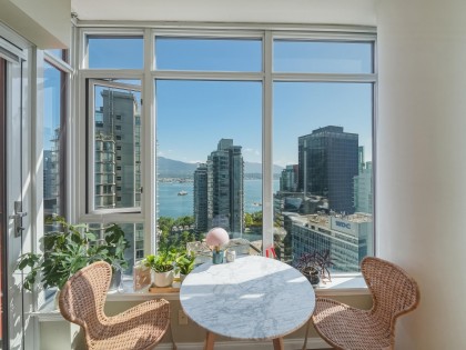 Photo 3 at 2106 - 1211 Melville Street, Coal Harbour, Vancouver West