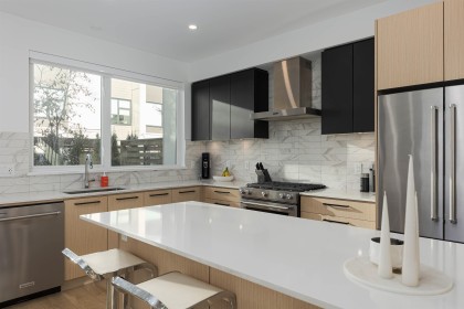 Photo 9 at 17 - 602 Lile Drive, Roche Point, North Vancouver