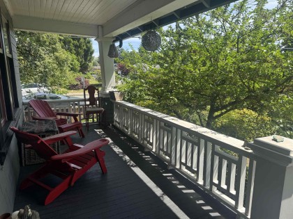 Photo 3 at 364 E 14th Street, Central Lonsdale, North Vancouver