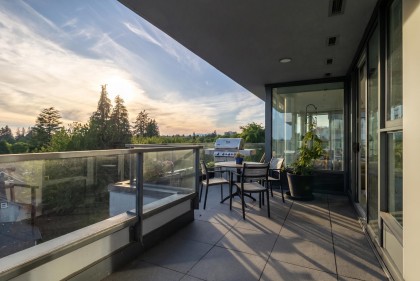 Photo 6 at 501 - 2102 W 48th Avenue, Kerrisdale, Vancouver West