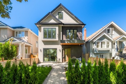 Photo 1 at 1 - 3771 W King Edward Avenue, Dunbar, Vancouver West