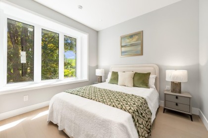 Photo 11 at 1 - 3771 W King Edward Avenue, Dunbar, Vancouver West