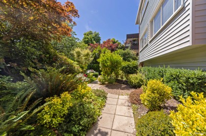 Photo 2 at 3 - 2255 W 40th Avenue, Kerrisdale, Vancouver West
