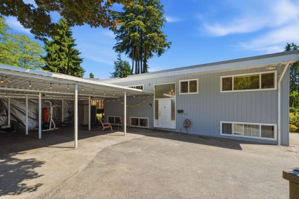 Photo 2 at 693 Plymouth Drive, Windsor Park NV, North Vancouver