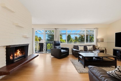 Photo 4 at 693 Plymouth Drive, Windsor Park NV, North Vancouver