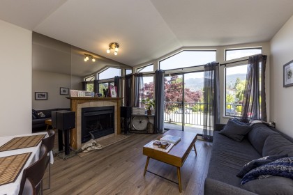 Photo 6 at 239 E 20th Street, Central Lonsdale, North Vancouver