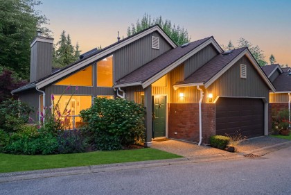 Photo 2 at 29 - 4055 Indian River Drive, Indian River, North Vancouver