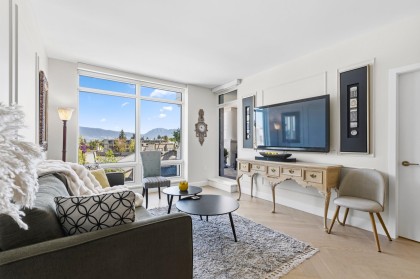 Photo 6 at 310 - 3668 W 10th Avenue, Kitsilano, Vancouver West