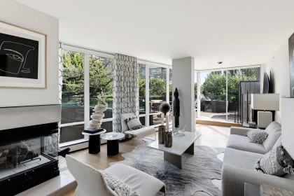 Photo 2 at 5A - 139 Drake Street, Yaletown, Vancouver West