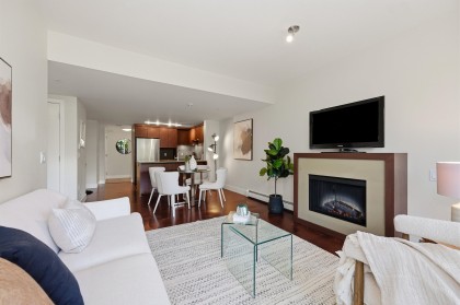 Photo 10 at 205 - 158 W 13th Street, Central Lonsdale, North Vancouver