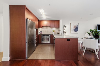 Photo 4 at 205 - 158 W 13th Street, Central Lonsdale, North Vancouver
