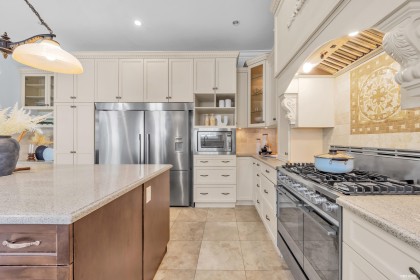 Photo 11 at 1675 W 59th Avenue, Vancouver West