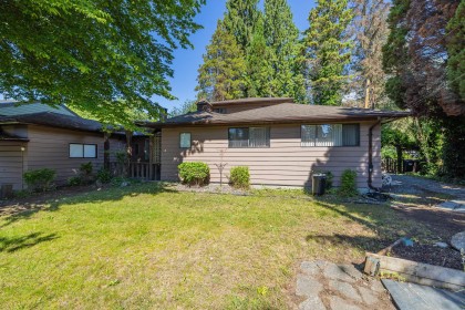 Photo 6 at 2495 Lauralynn Drive, Westlynn, North Vancouver