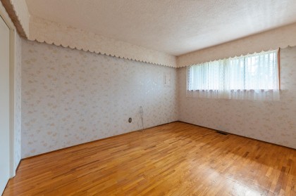 Photo 25 at 2495 Lauralynn Drive, Westlynn, North Vancouver