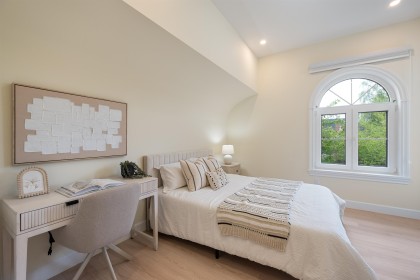 Photo 17 at 2 - 4503 W 15th Avenue, Point Grey, Vancouver West