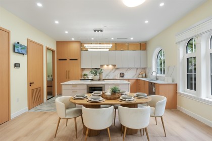 Photo 5 at 2 - 4503 W 15th Avenue, Point Grey, Vancouver West
