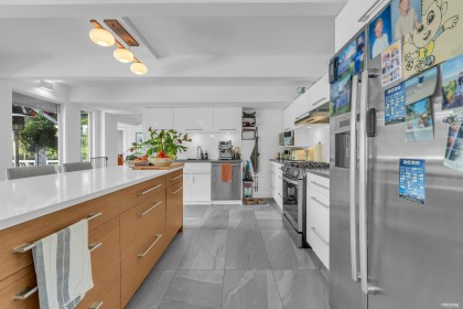 Photo 5 at 1555 Queens Avenue, Ambleside, West Vancouver
