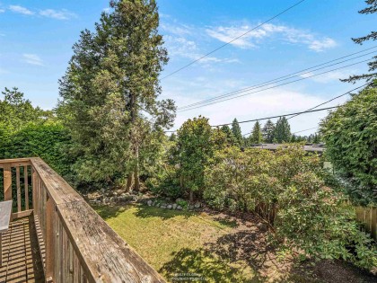 Photo 12 at 947 Evergreen Place, Edgemont, North Vancouver