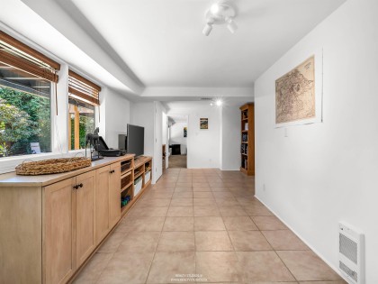 Photo 26 at 947 Evergreen Place, Edgemont, North Vancouver