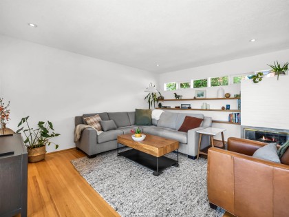 Photo 1 at 947 Evergreen Place, Edgemont, North Vancouver