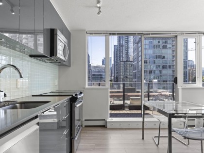Photo 3 at 506 - 1325 Rolston Street, Downtown VW, Vancouver West