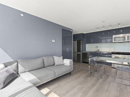 Photo 9 at 506 - 1325 Rolston Street, Downtown VW, Vancouver West